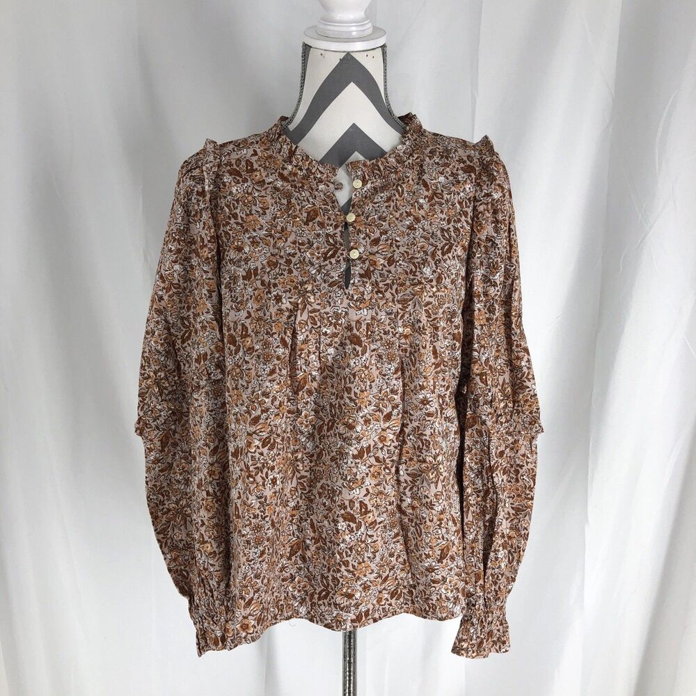 Universal Thread Floral Print Blouse Women’s Size Medium Relaxed Fit Long Sleeve